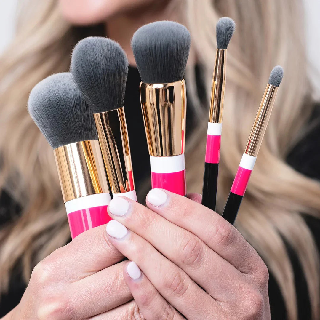 Makeup brush